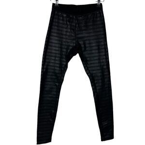 Seirus Base Layer Women’s size Small Carbon Black